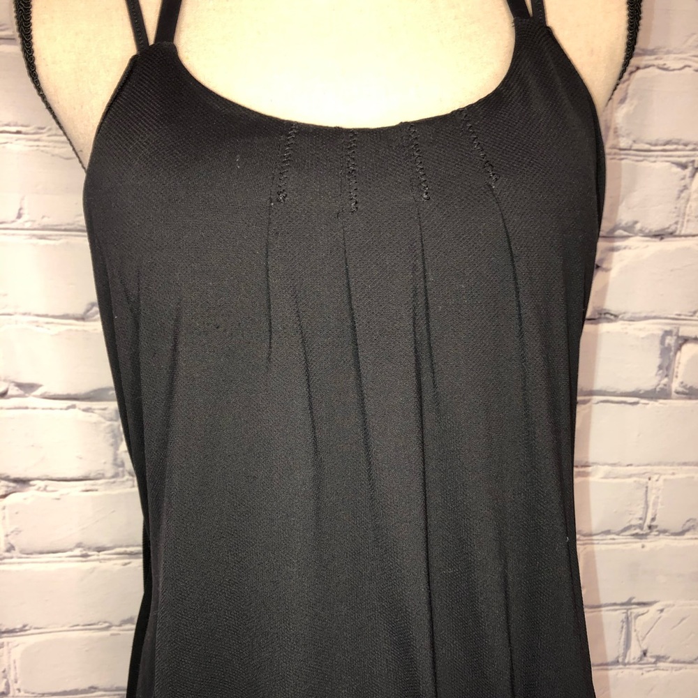 Lululemon size 8 black tank with built in bra